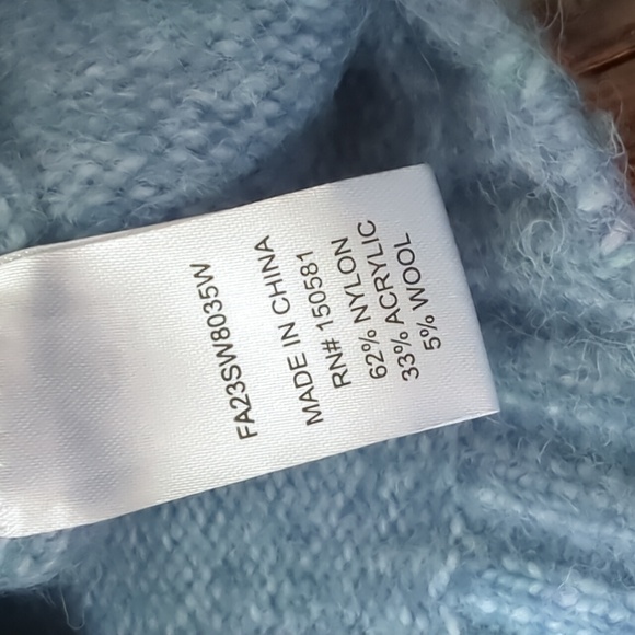 FLAG & ANTHEM I Light Blue Boxy Cropped Knit V- Neck Cardigan Sweater, L - Picture 9 of 12